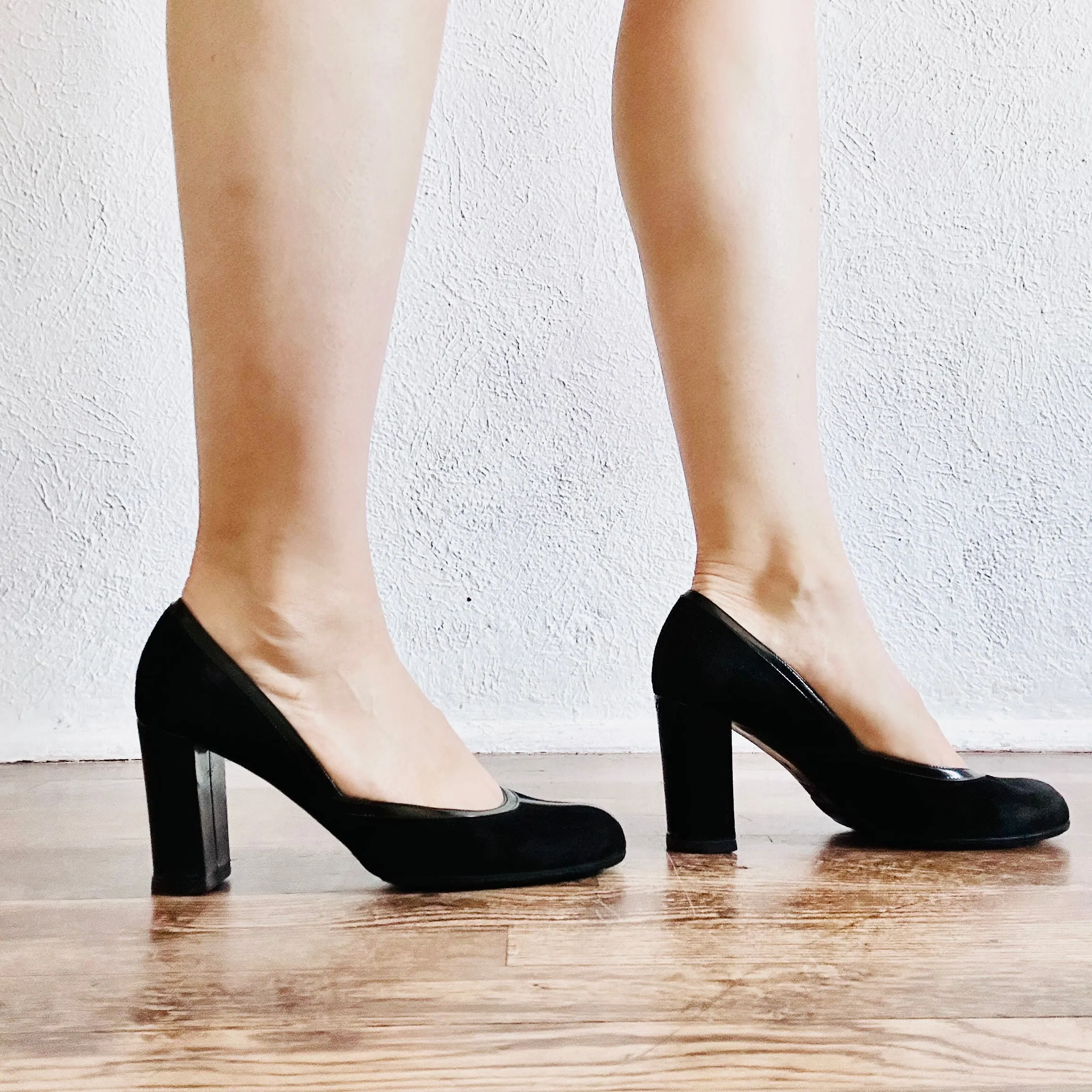90S VINTAGE JOAN AND DAVID HEELS  // SIZE 7
