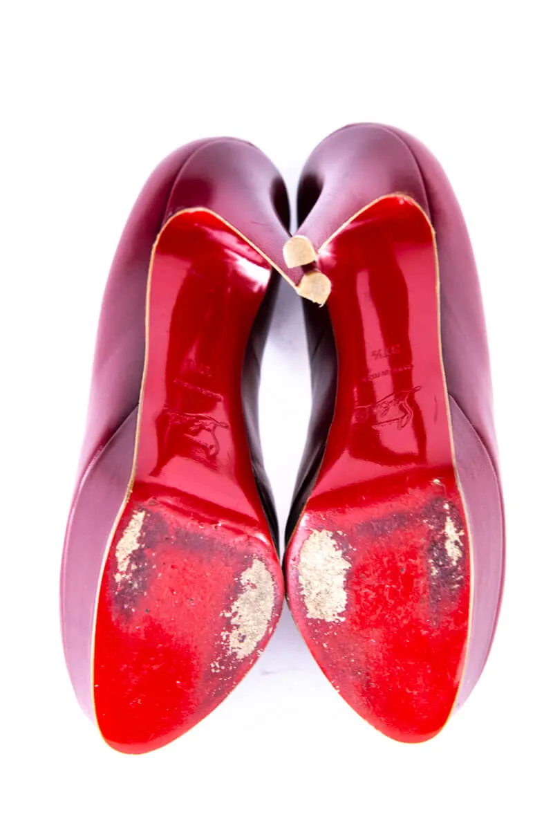 Christian Louboutin Red Leather Round-Toe Pumps Size 7.5 | EU 37.5