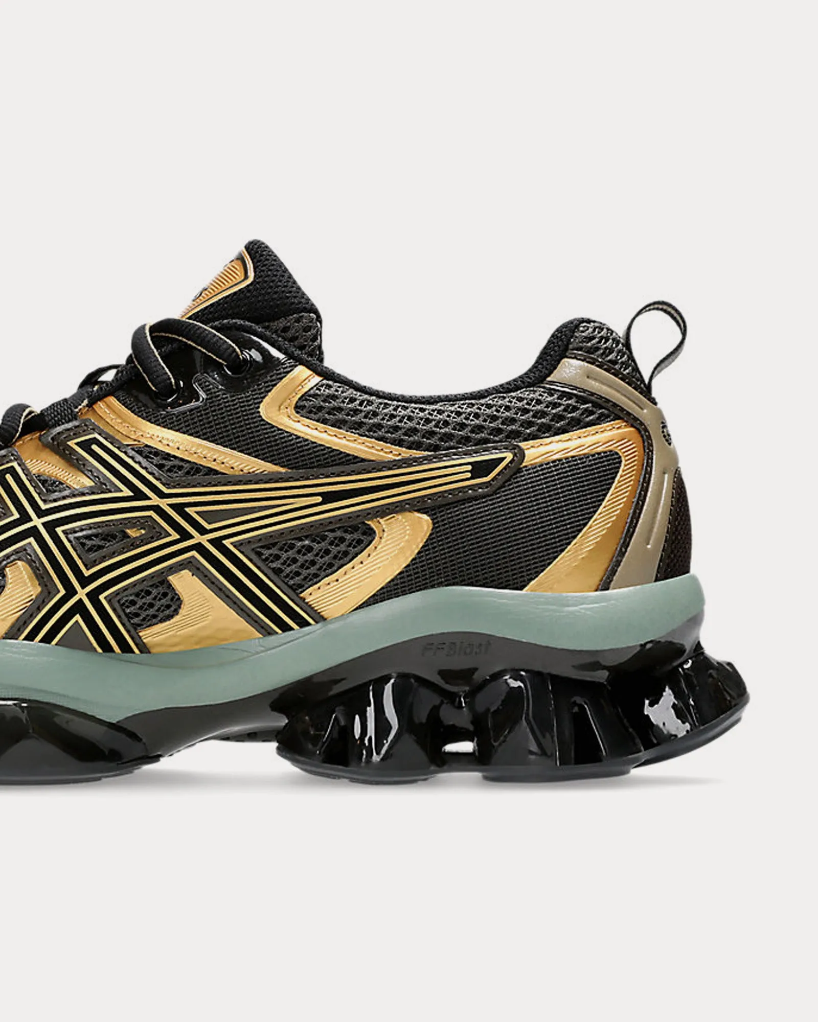 Gel-Quantum Kinetic Dark Sepia / Black Low Top Sneakers