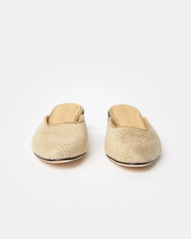 Leblon Mule in Raffia