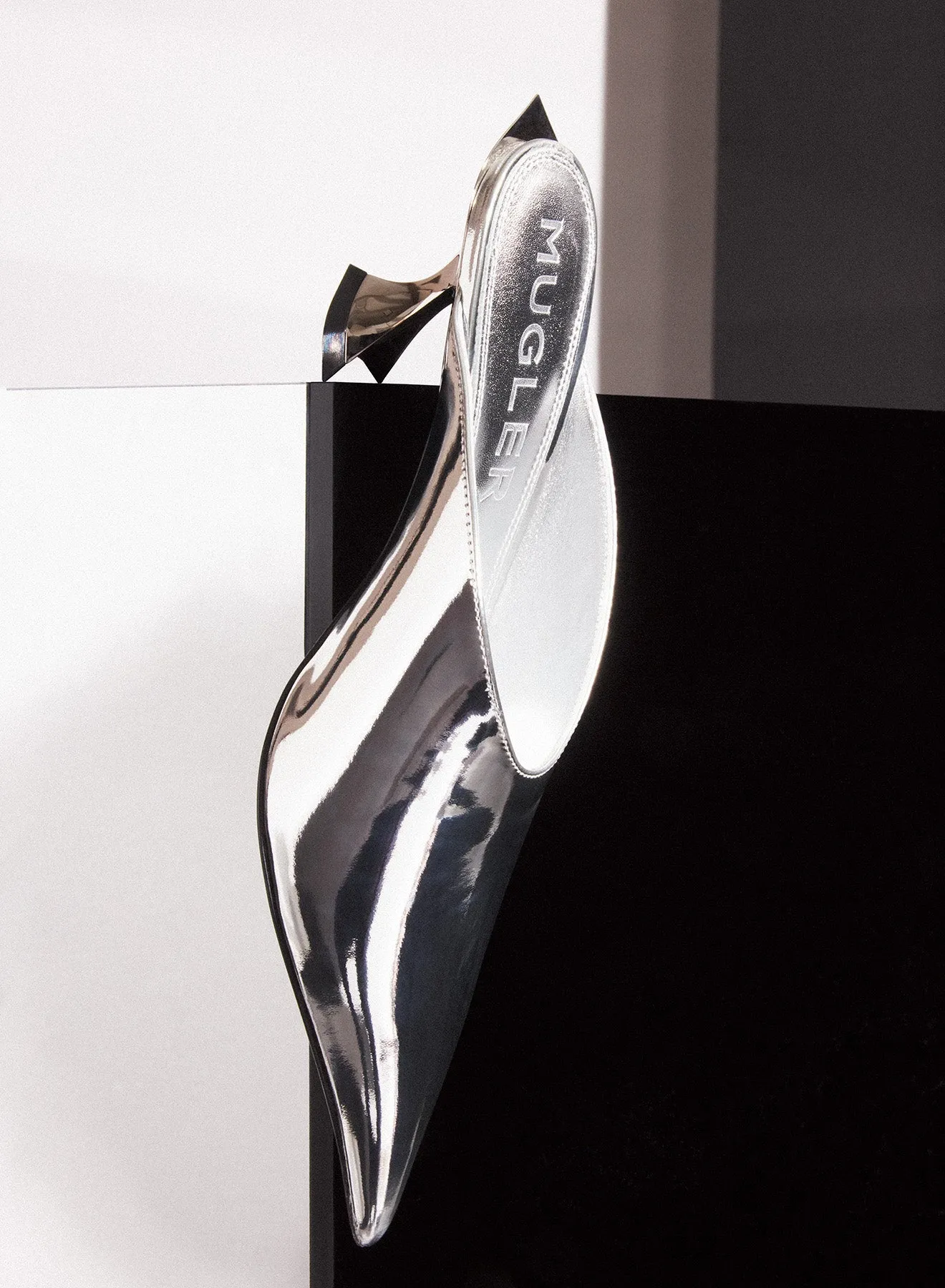 Metallic leather Fang 55 mules