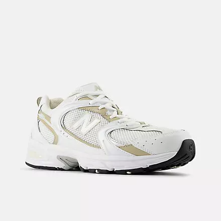 MR530RD - White with Stoneware and Linen