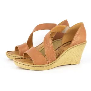 Nompempe : Ladies Leather High-Heel Sandal in Oak Cayak